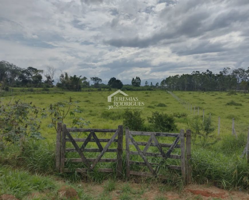 Terreno Padrão em Taubaté