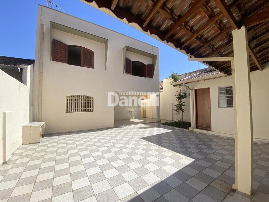 Casa à venda, 6 quartos, 1 suíte, 5 vagas, Centro - Taubaté/SP