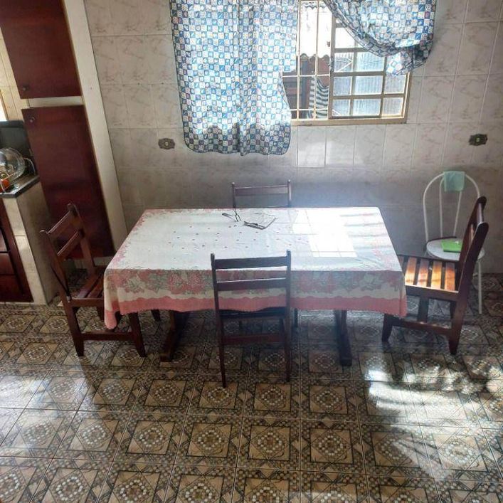 Casa com 4 dormitórios à venda, 127 m² - Parque Três Marias - Taubaté/SP