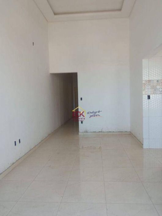 Casa com 3 dormitórios à venda, 79 m² por R$ 420.000,00 - Piracangaguá - Taubaté/SP