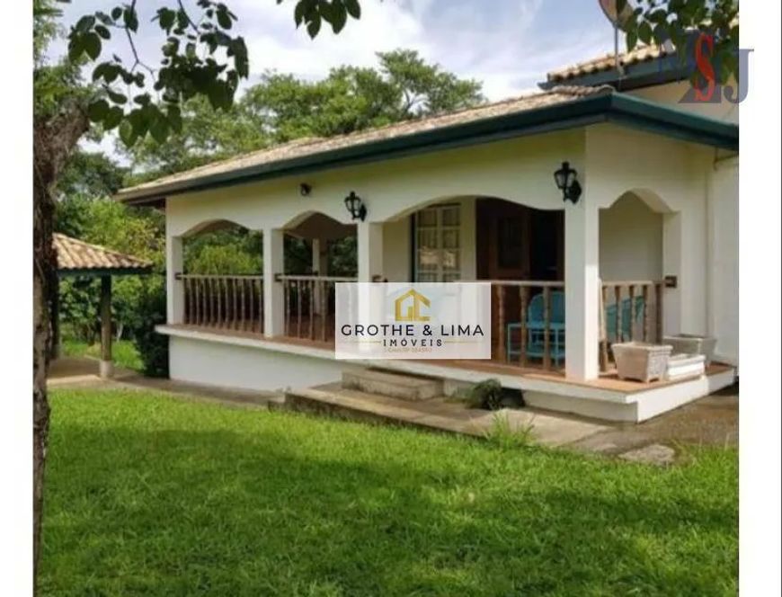 Chácara com 3 dormitórios à venda, 11000 m² por R$ 3.800.000,00 - Chácaras Cataguá - Taubaté/SP