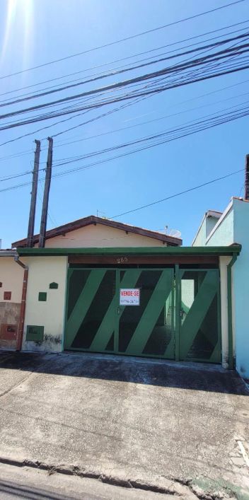 02 dormitórios, Jardim Garcez, próx. ao Supermercado FANTÁSTICO