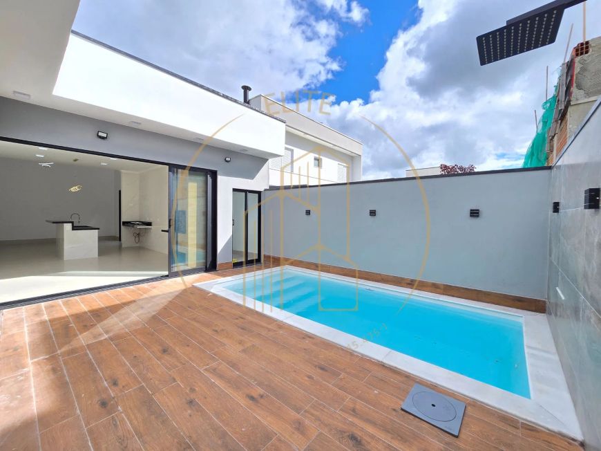 Oportunidade - casa no Ouroville com piscina e fino acabamento no Ouroville em Taubaté SP