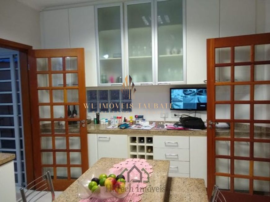 Casa à venda 3 Quartos, 2 Vagas, 258M², Jardim Maria Augusta, Taubaté - SP