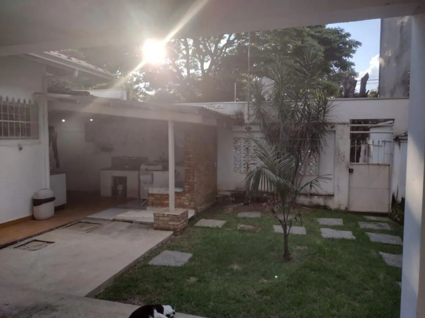 Casa com 4 quartos à venda, 340 m² por R$ 1.850.000 - Jardim das Nações - Taubaté/SP REF: 483
