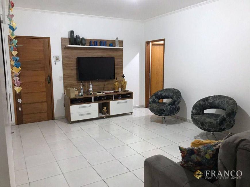 Casa com 3 dormitórios à venda, 232 m² - Campos Elíseos - Taubaté/SP