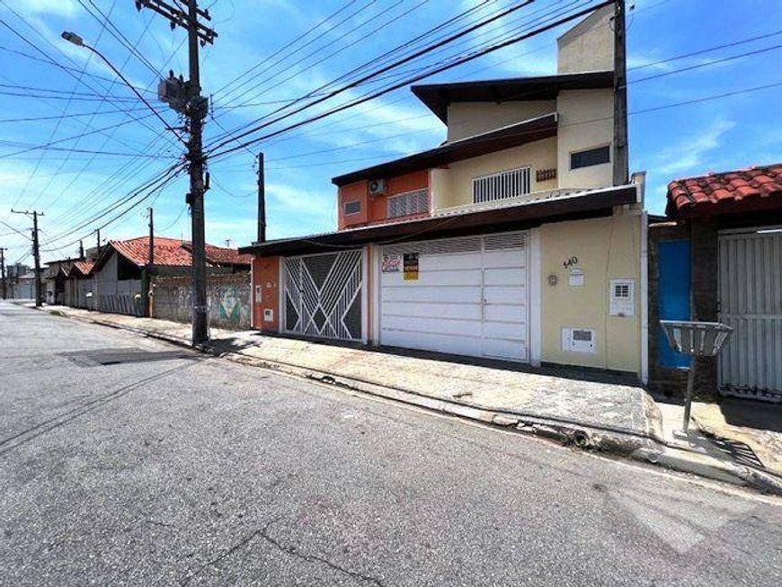 Sobrado com 3 dormitórios à venda, 150,26m² - Parque Senhor do Bonfim - Taubaté/SP