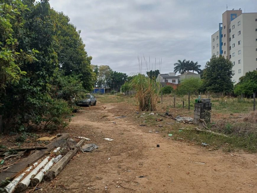 Terreno para venda com 11.872.104M² em Residencial Sítio Santo Antônio - Taubaté - SP