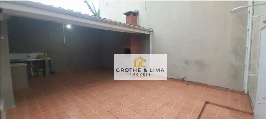 Sobrado com 3 dormitórios à venda, 160 m² por R$ 425.000,00 - Parque Senhor do Bonfim - Taubaté/SP