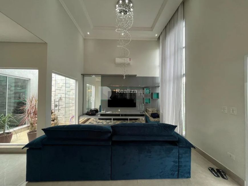 Casa à venda em Taubaté, Parque São Cristóvão, com 3 suítes, com 300 m², Residencial Tecoara