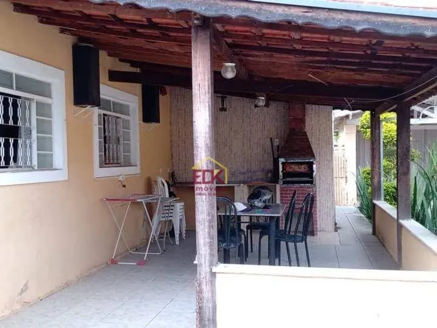 Casa com 6 dormitórios à venda, 460 m² por R$ 1.400.000,00 - Quiririm - Taubaté/SP