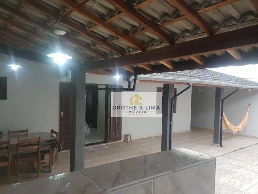 Casa com 2 dormitórios à venda, 175 m² por R$ 477.000,00 - Parque São Luís - Taubaté/SP