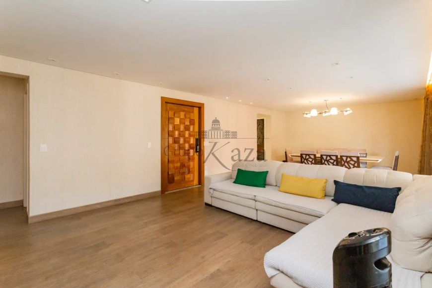 Apartamento - Perdizes - 4 Dormitórios - 168m².