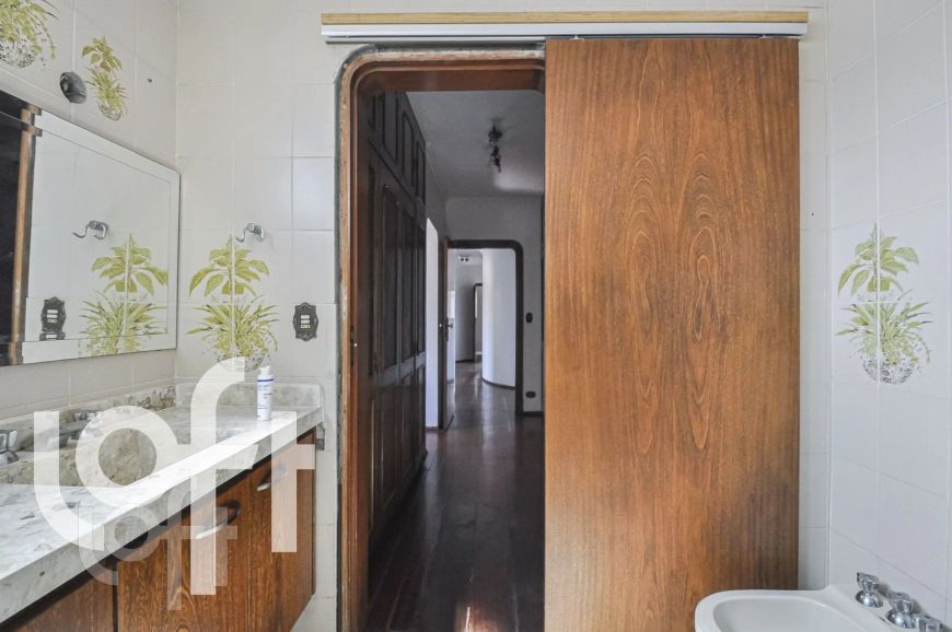 Apartamento à venda em Campo Belo com 180 m², 3 qu