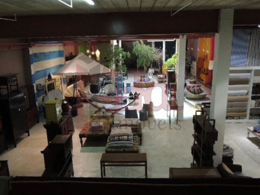 Prédio Comercial para venda na Barra Funda com 1.300 m²