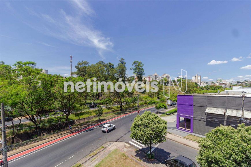Venda Andar-pilotis Castelo Belo Horizonte