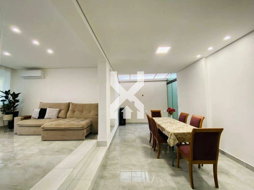 Casa à venda, 3 quartos, 1 suíte, 2 vagas, Ipiranga - Belo Horizonte/MG