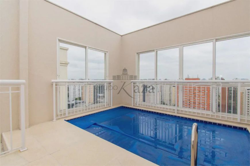 Duplex para aluguel e venda tem 371 metros quadrados com 4 quartos em Indianópolis - São Paulo - SP