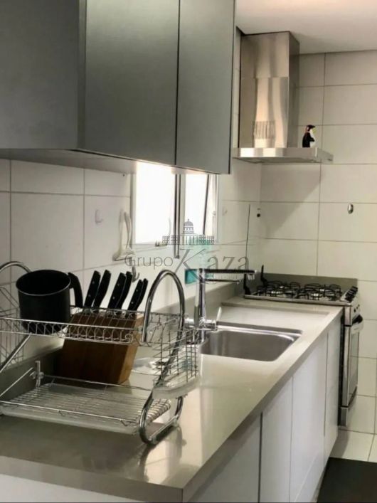 Apartamento Cobertura - Perdizes - 4 Quartos sendo 2 Suítes - 216m²
