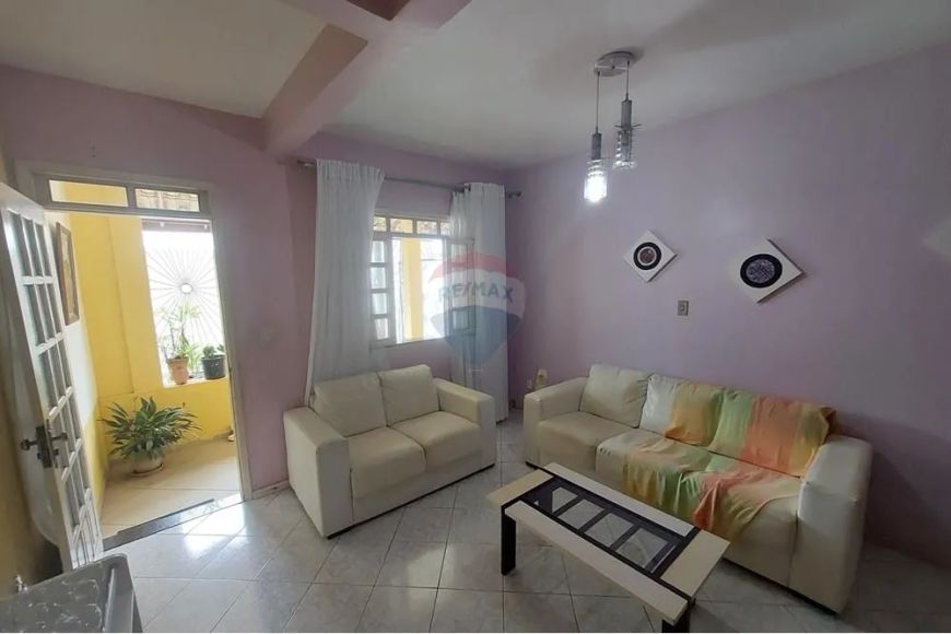 Casa com 2 quartos em condomínio fechado em Jauá