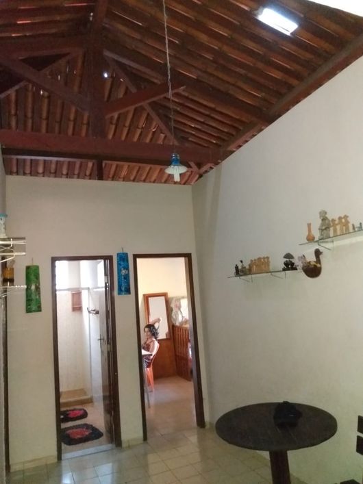 Área de 4000m2 com casa 3/4 Barra do Pojuca. Ótima localização.