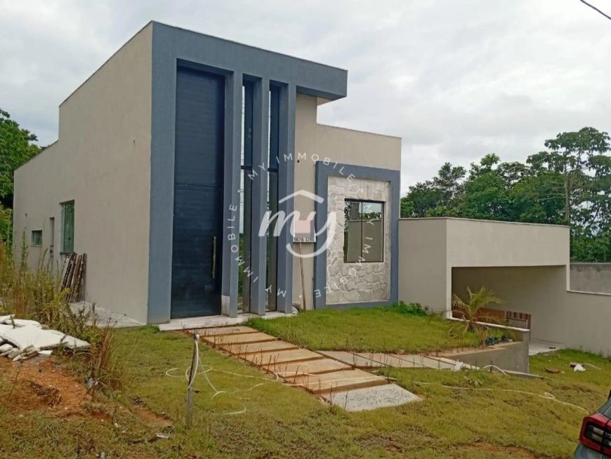 Abrantes| Casa com 150m²|3 suites| 4 Vagas