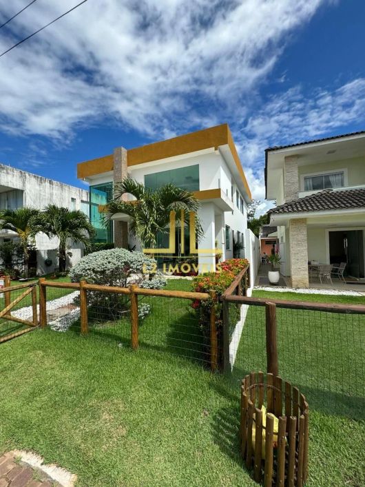 CASA - 3 SUÍTES - ABRANTES