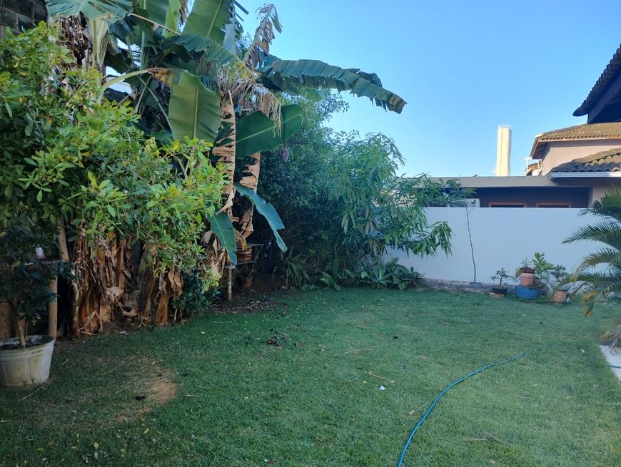 Linda Casa Térrea 3/4 Sendo 1 Suíte no Condomínio Manaim