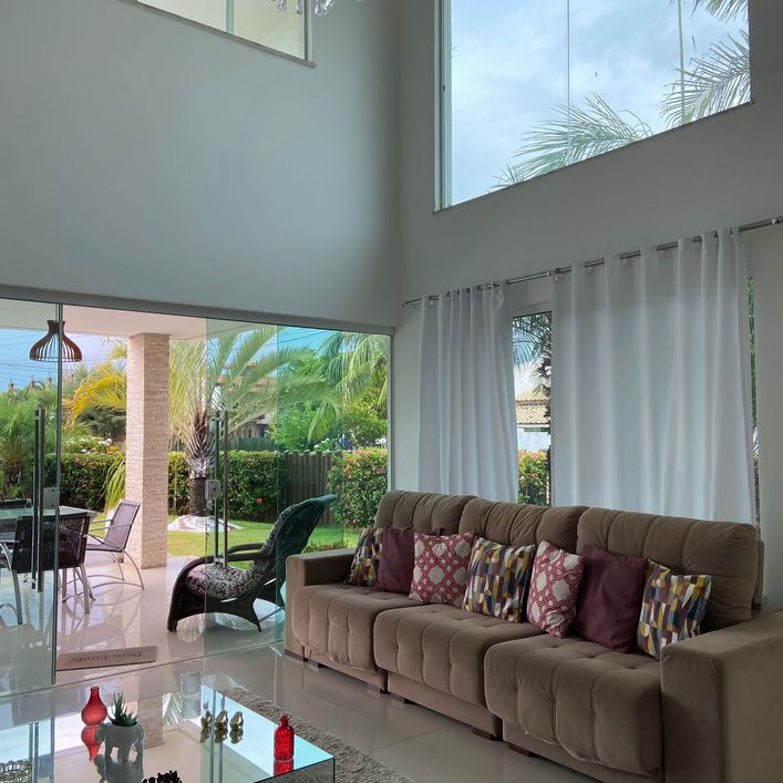 Linda Casa Paraíso Guarajuba 600m² Duplex 4 suítes Decorada Reg. Praia Forte Estrada do Coco / Linha
