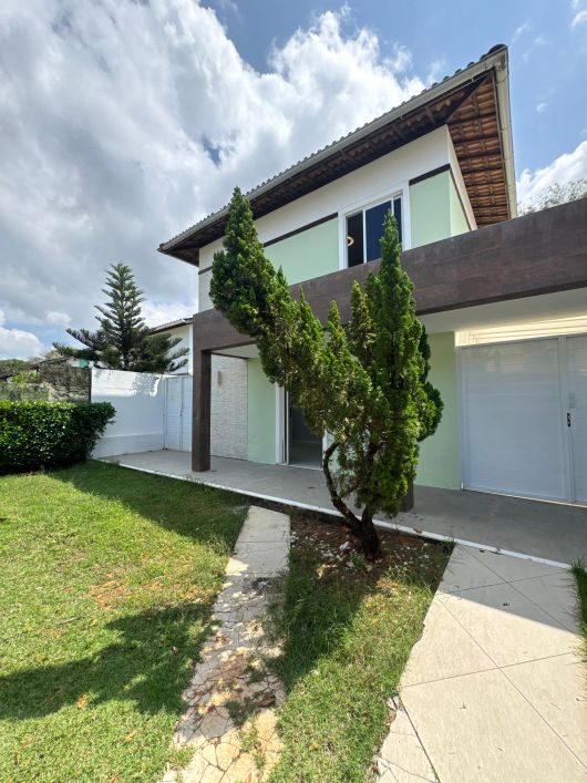 Casa em Abrantes com 4 suítes no Condominio Lisboa Sol Oportunidade