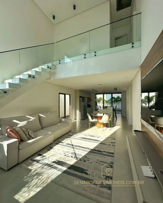 Linda Casa 3 suítes em 300m2, porteira fechada - Residencial Hortoville.