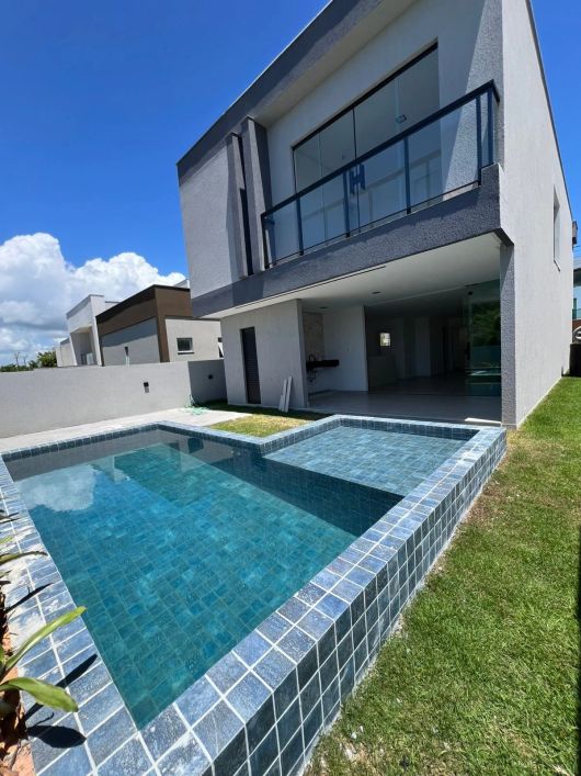 Hortoville casa com 4/4 e 3 suítes