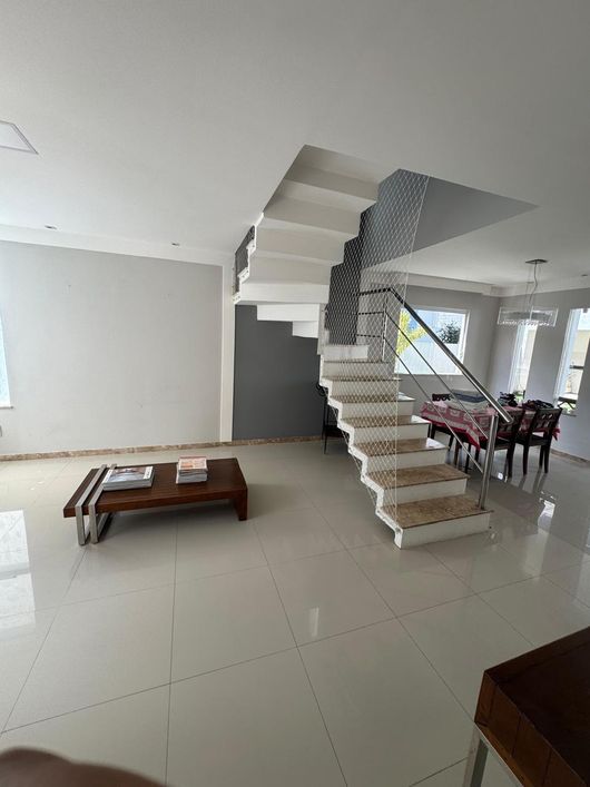 🌕ABRANTES, Casa 4 Suítes, 180m, varanda, espaço gourmet, Venha Conferir!!!!