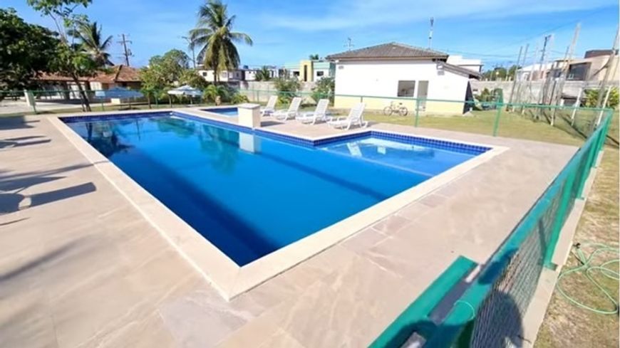 EXCELENTE CASA EM CONDOMÍNIO FECHADO!