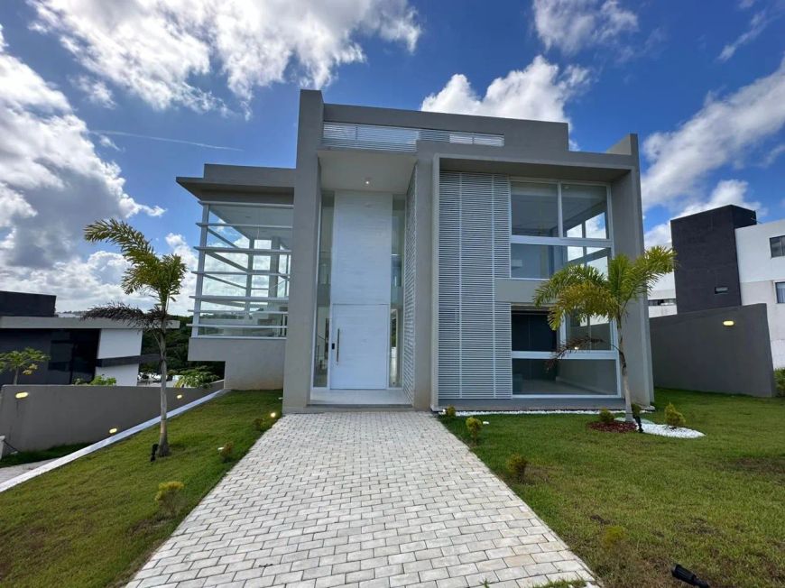 Casa para Venda em Camaçari, Abrantes, 6 dormitórios, 6 suítes, 8 banheiros, 8 vagas