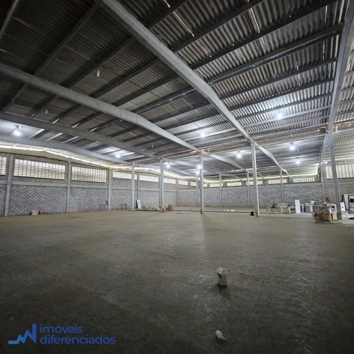 Galpão Cascalheira com 5.900m²