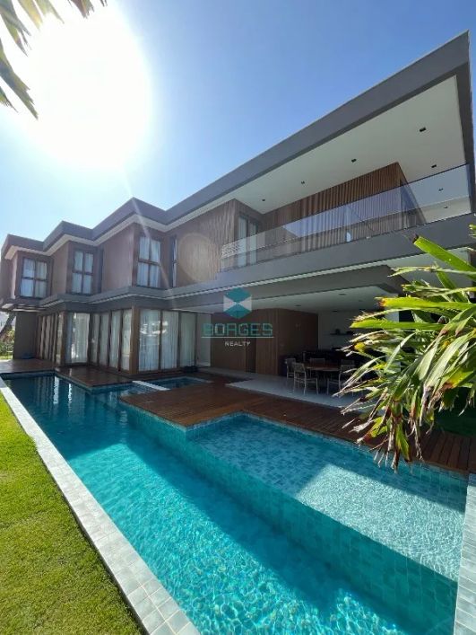 CASA EM CONDOMÍNIO RESIDENCIAL em CAMAÇARI - BA, GUARAJUBA (MONTE GORDO)