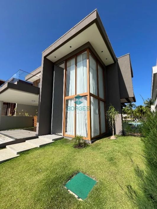 CASA EM CONDOMÍNIO RESIDENCIAL em CAMAÇARI - BA, GUARAJUBA (MONTE GORDO)
