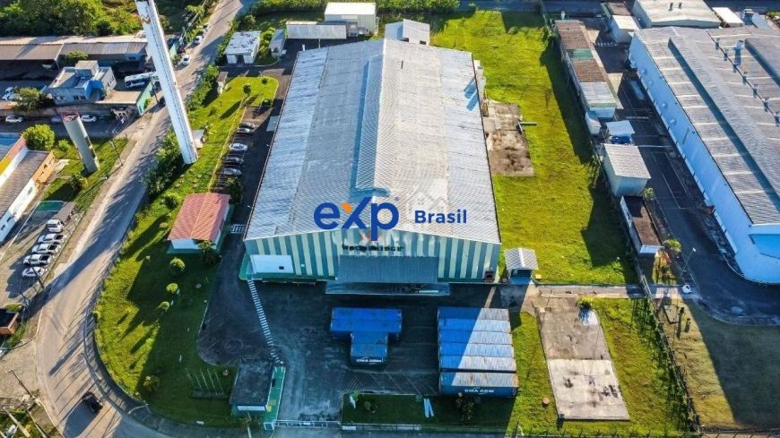Oportunidade Rara: Galpão Industrial de 3.837,77m² no PoloPlast