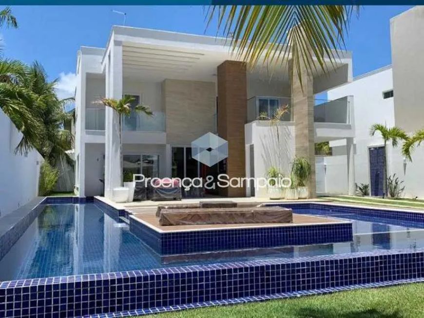 Casa em Condomínio à venda em Camaçari,BA Guarajuba 5 quartos 380m²