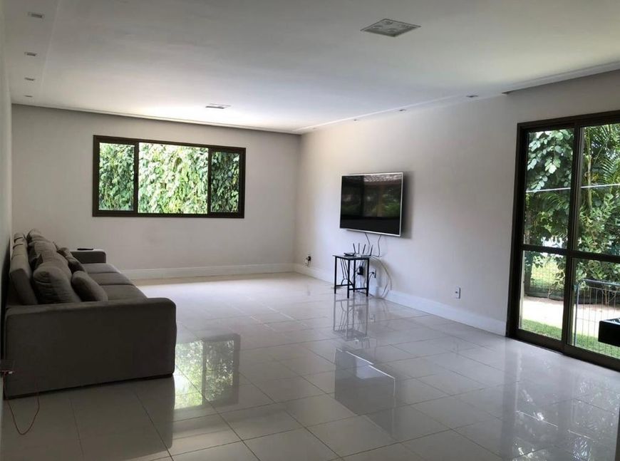 Casa para venda com 5 suítes em Busca Vida (Abrantes) - Camaçari - Bahia