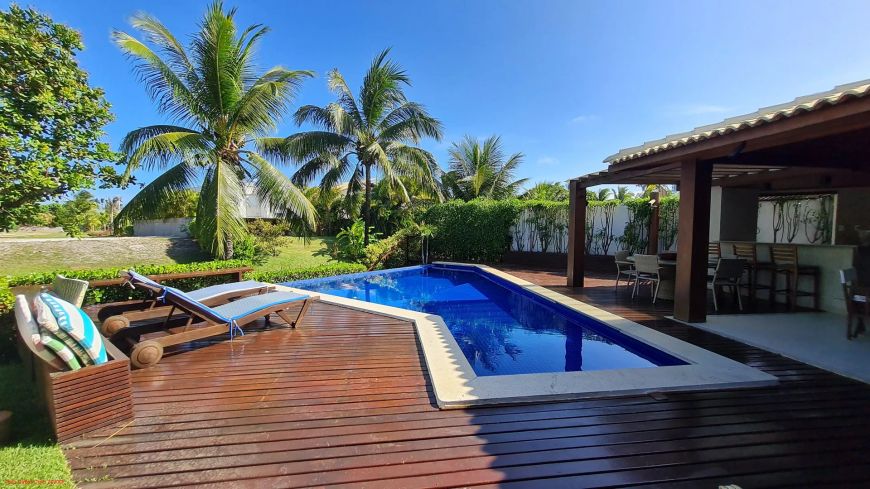 Casa Super Luxo 4 suítes 400m² Mobiliada Vende em Busca Vida