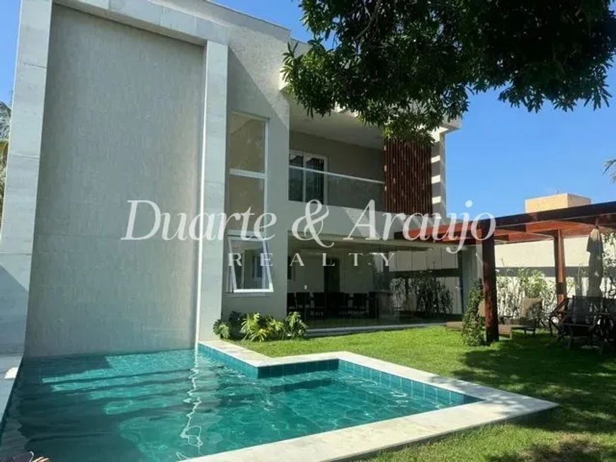 Casa à venda em Guarajuba no Condomínio Paraíso a apenas 50m da praia