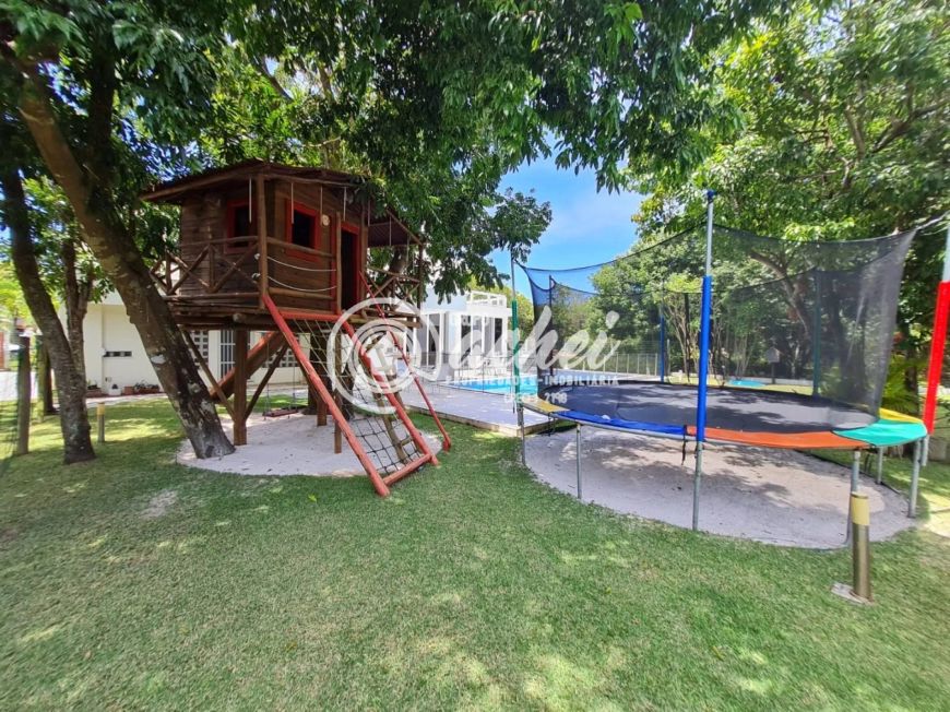 Casa de condomínio 4/4 à venda em Busca Vida, Camaçari
