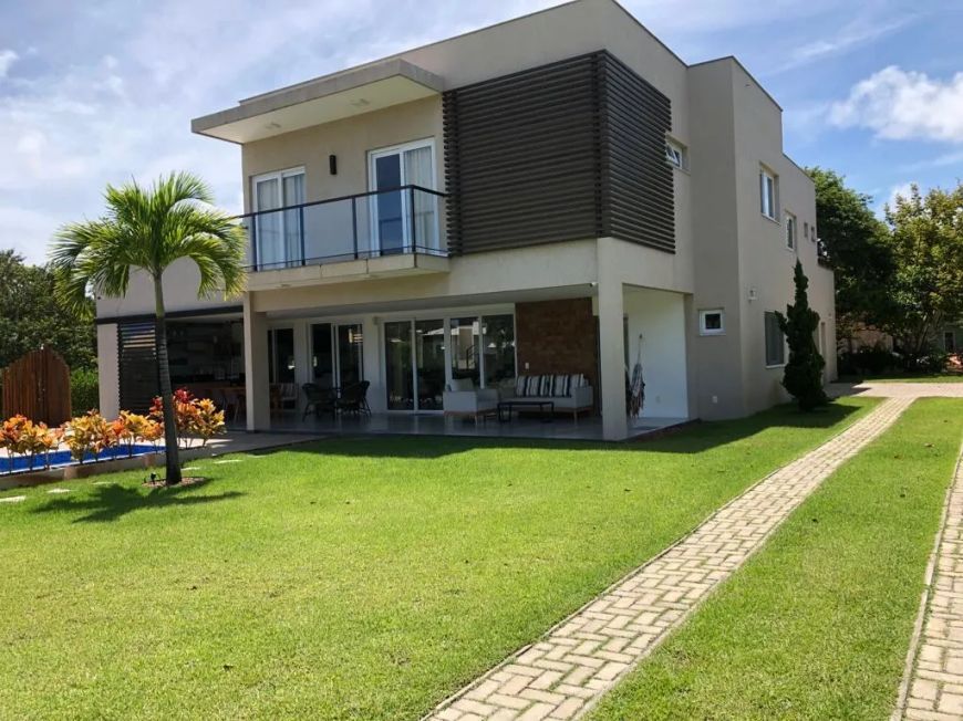 Mobiliada, Alto padrão, 400m2 de ac + terreno 1.000m2 em Busca Vida (Abrantes) - Camaçari - BA