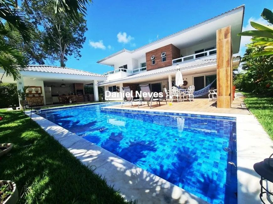 Busca Vida - Belíssima casa em Condomínio, a apenas 8km do Aeroporto de Salvador-BA, sentido Praia d