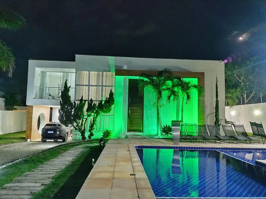 CASA ALTO PADRÃO COM 04 SUÍTES, NO PARQUE REAL SERRA VERDE CAMAÇARI.