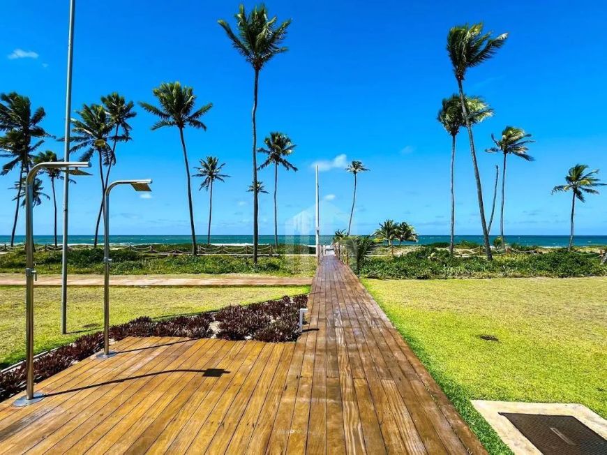 ALPHAVILLE GUARAJUBA - Lote frente mar, pé na areia, oportunidade. Pronto para construir.