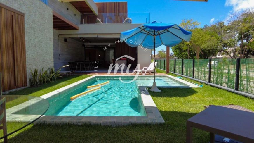 Guarajuba| Casa Alto Padrão 417m²| 5 Suítes| Piscina Privativa
