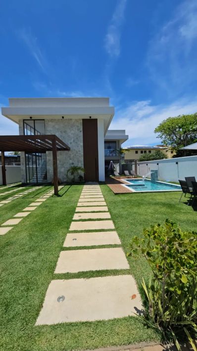 Sobrado para venda com 509 metros quadrados com 7 quartos em Guarajuba (Monte Gordo) - Camaçari - BA